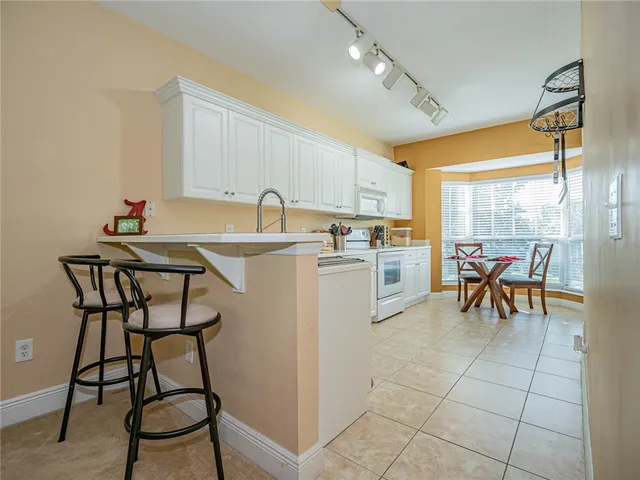 $265,000 | 1700 42nd Square, Unit 101, Vero Beach, FL 32960