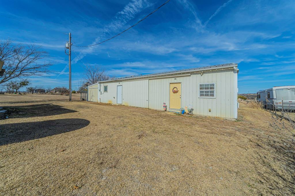 6438 Farm To Market 4 Godley, TX 76044 - Photo 27 of 32 a view of a garage