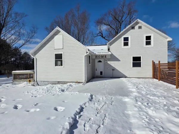 $305,000 | N6611 Highway 22, Montello, WI 53949