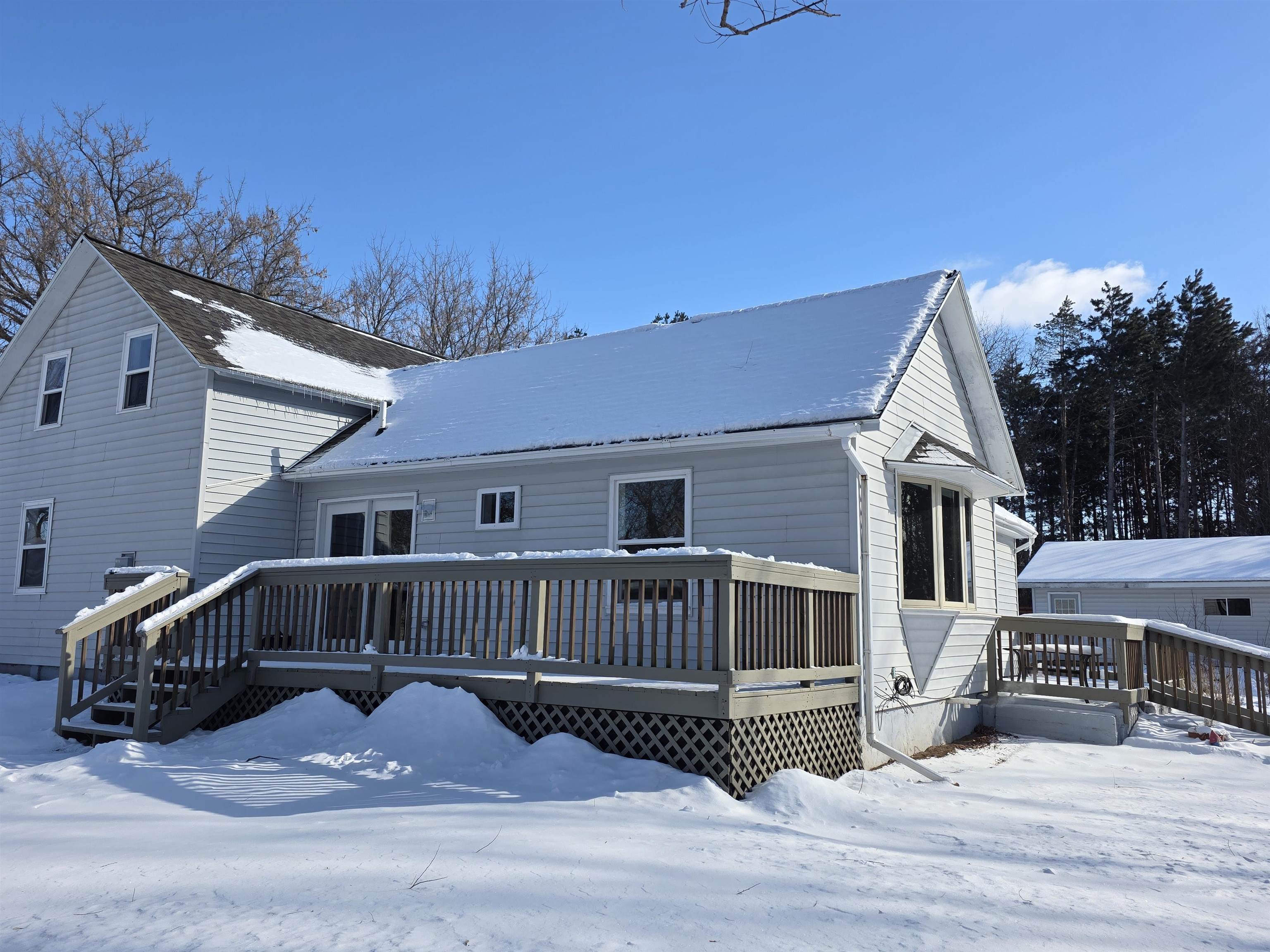 N6611 Highway 22 Montello, WI 53949 - Photo 3 of 35