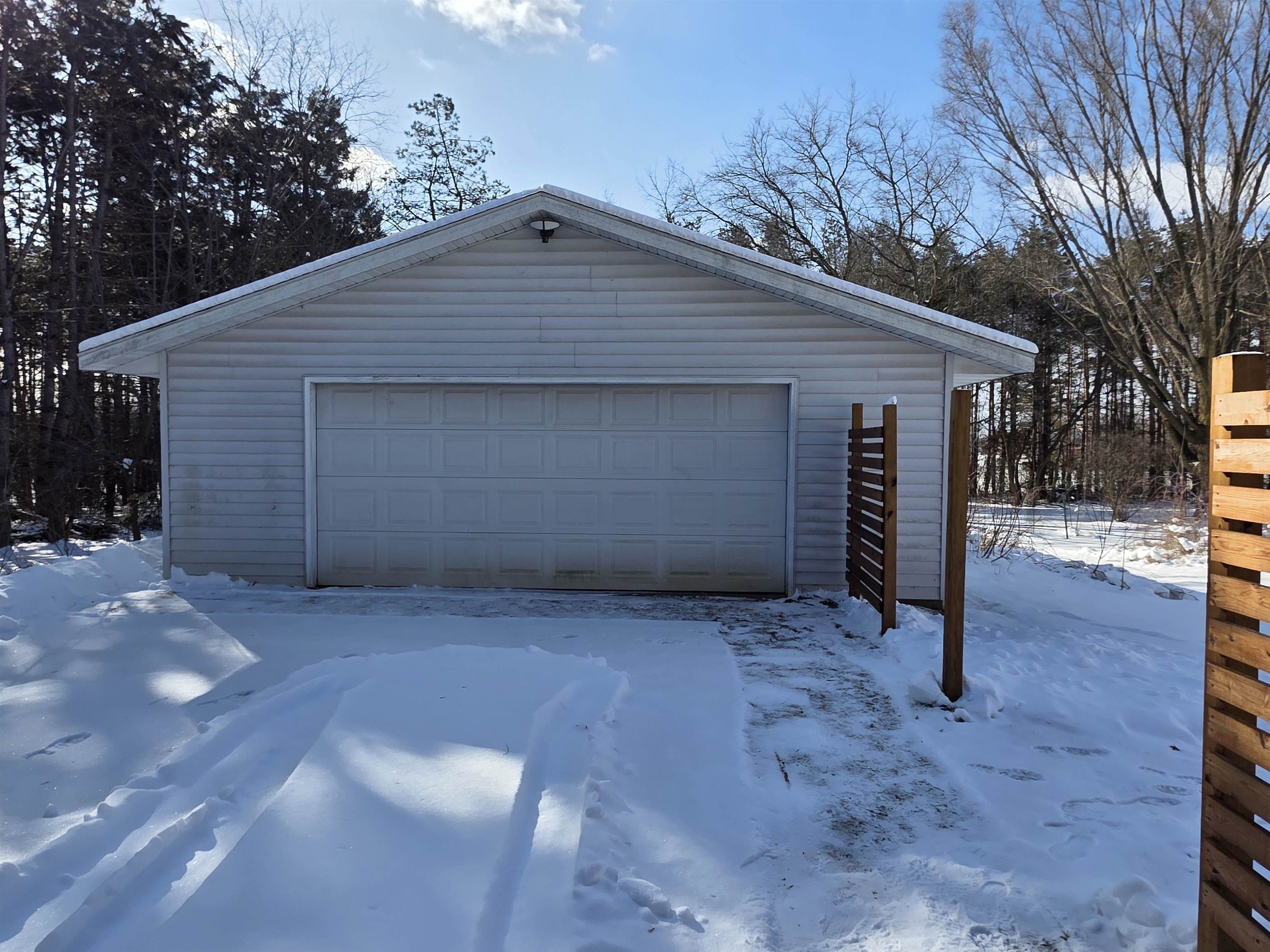 N6611 Highway 22 Montello, WI 53949 - Photo 6 of 35