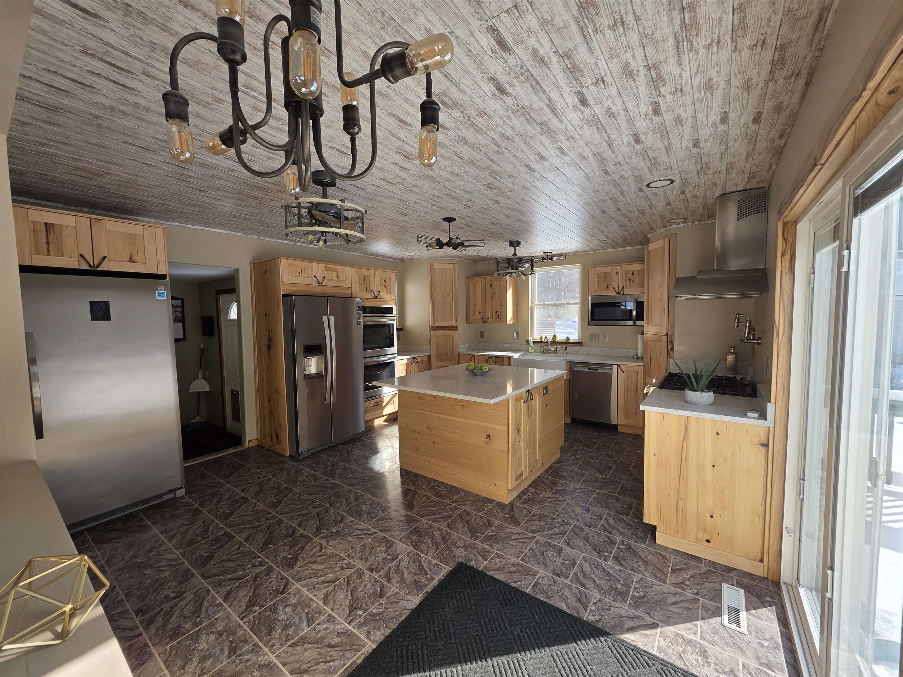 N6611 Highway 22 Montello, WI 53949 - Photo 8 of 35