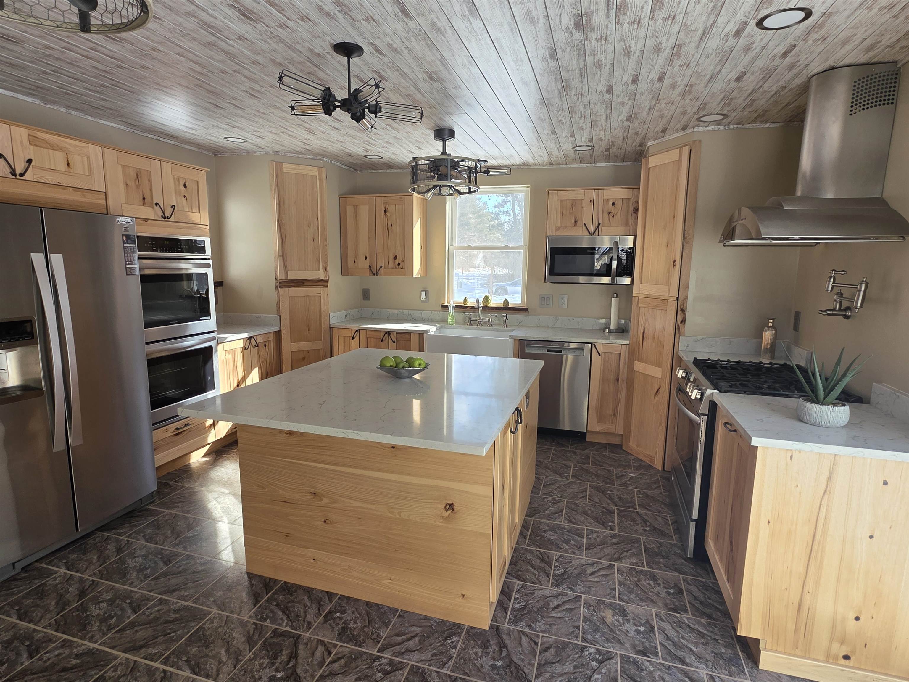 N6611 Highway 22 Montello, WI 53949 - Photo 9 of 35