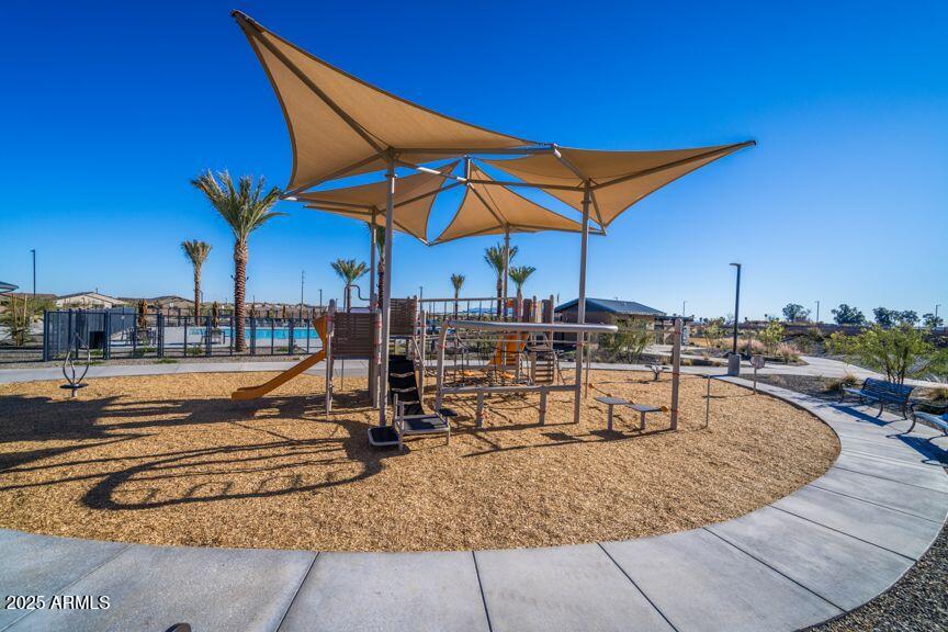 16777 West Shangri La Road Surprise, AZ 85388 - Photo 4 of 18 Paradisi Discovery - Community