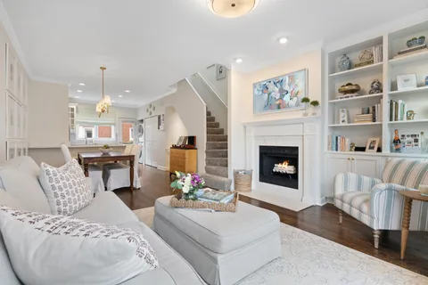 $699,900 | 1765 West Altgeld Street, Unit K, Chicago, IL 60614