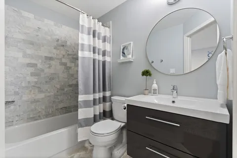 $699,900 | 1765 West Altgeld Street, Unit K, Chicago, IL 60614