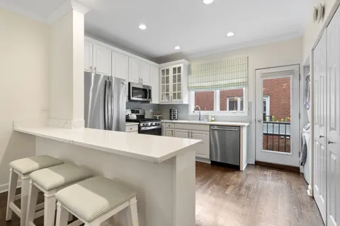 $699,900 | 1765 West Altgeld Street, Unit K, Chicago, IL 60614