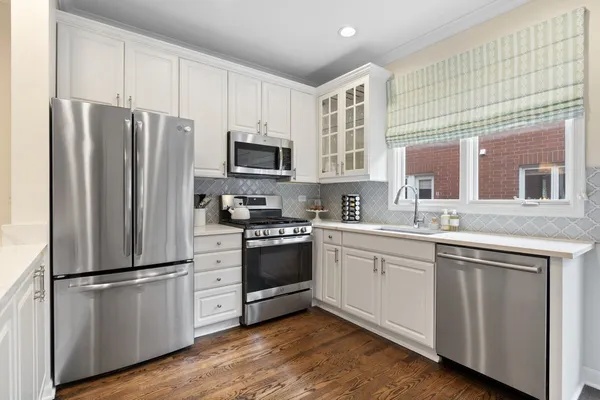 $699,900 | 1765 West Altgeld Street, Unit K, Chicago, IL 60614