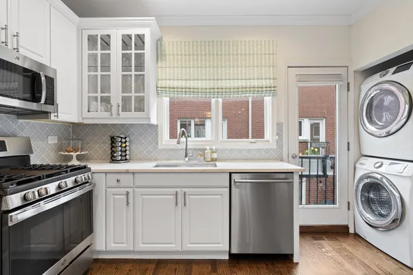 $699,900 | 1765 West Altgeld Street, Unit K, Chicago, IL 60614