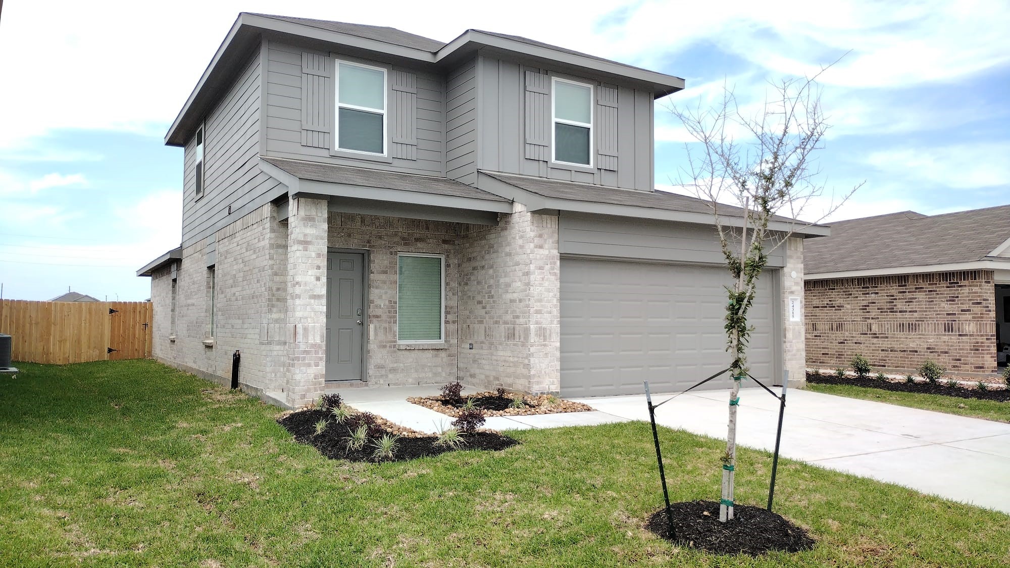 24315 Saddlestone Green Dr Spring Spring, TX 77373 - Photo 2 of 32