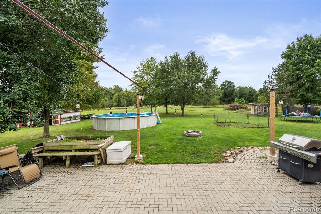 15475 Schultz Road Allenton, MI 48002 - Photo 33 of 41