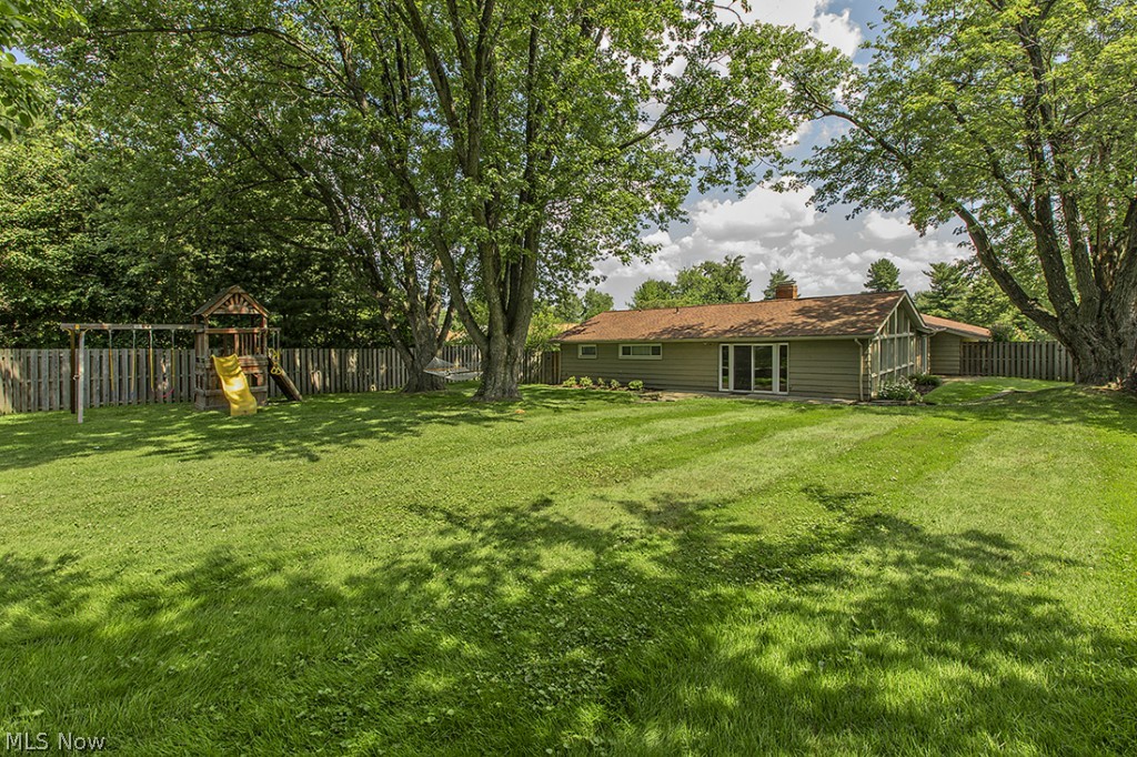 2654 Ramsay Road Beachwood, OH 44122 - Photo 4 of 24 Gallery Image 4