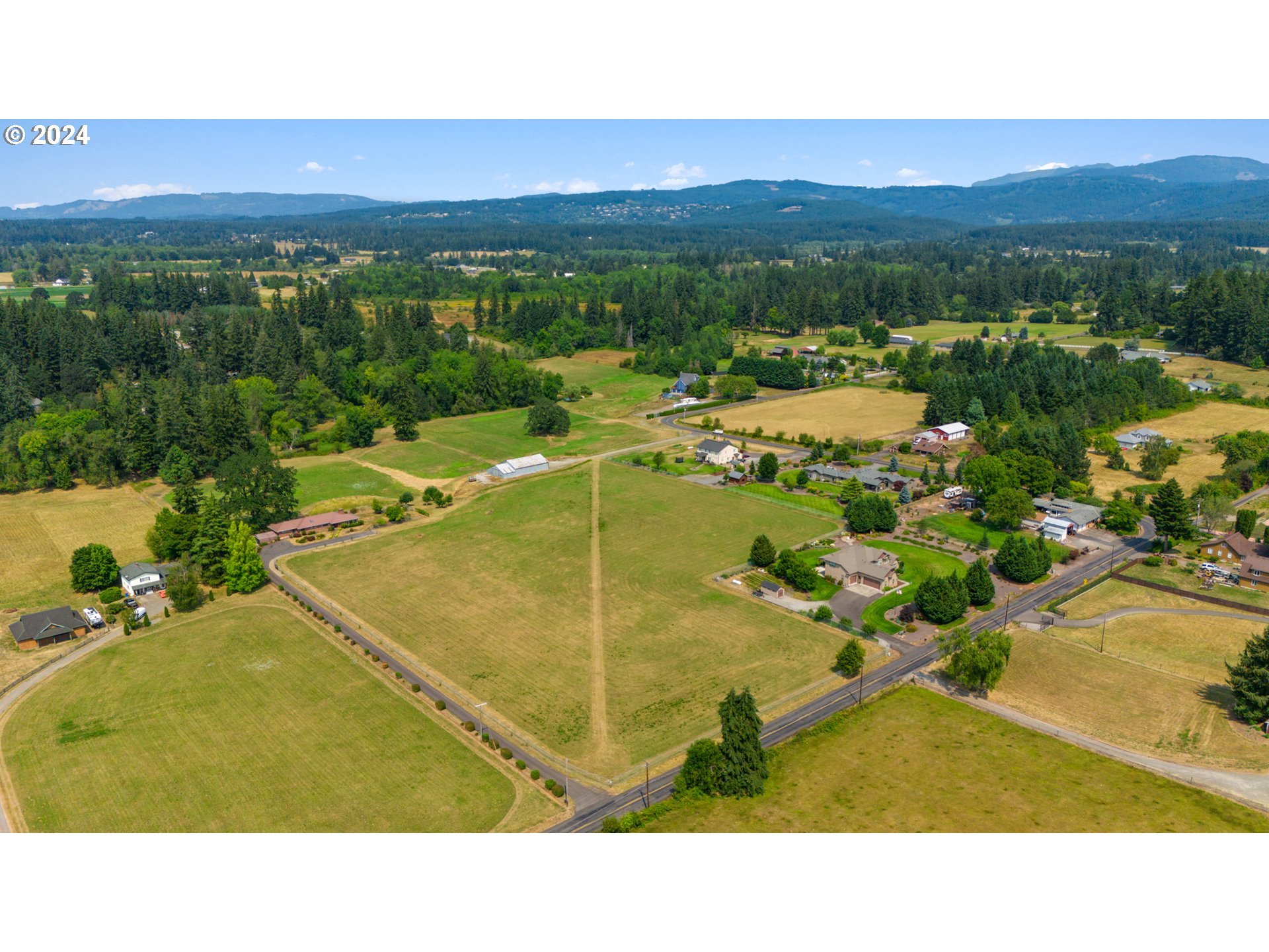 18908 Northeast 65th Street Vancouver, WA 98682 - Photo 10 of 48