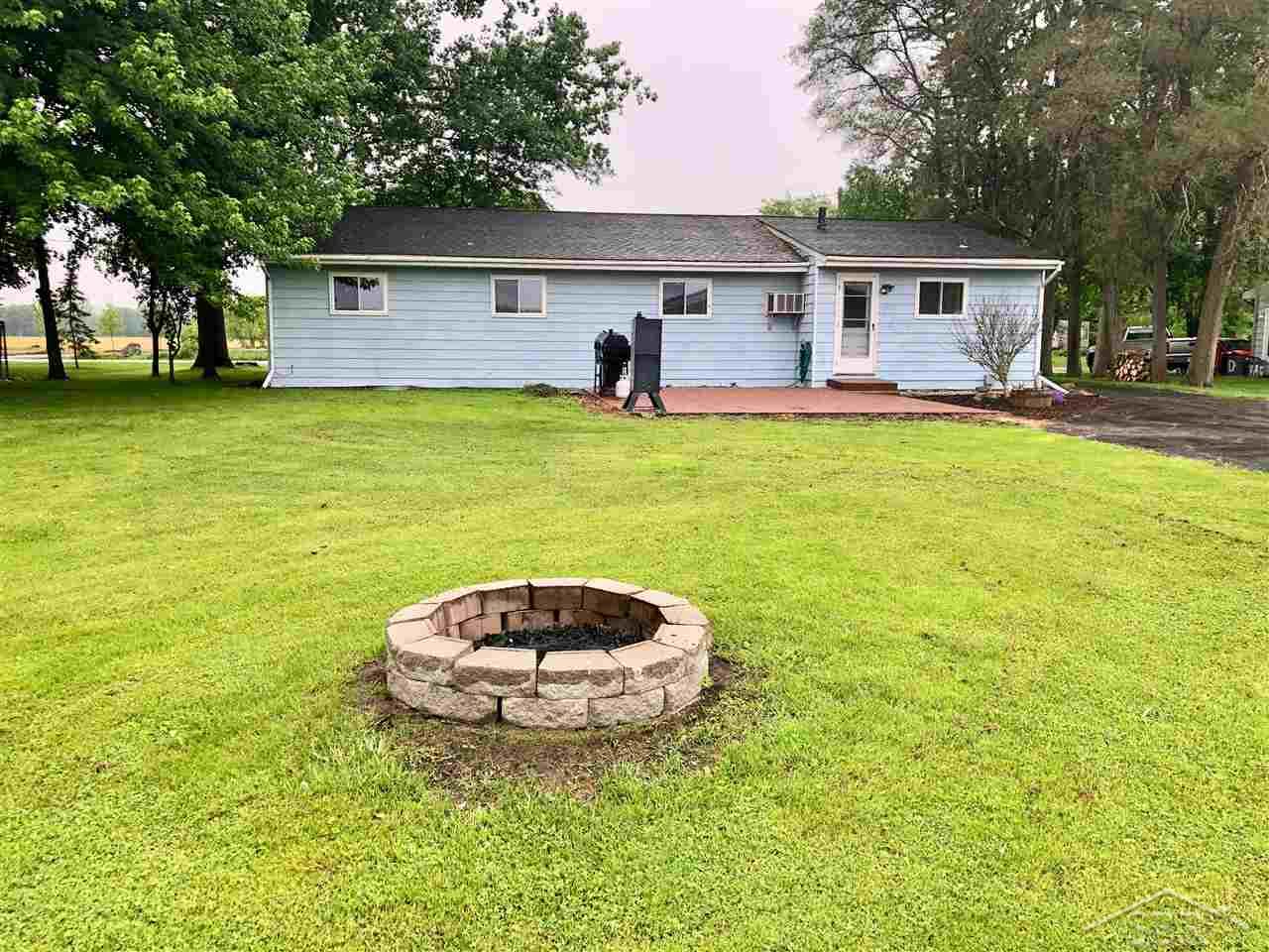 10884 Dice Road Freeland, MI 48623 - Photo 22 of 24
