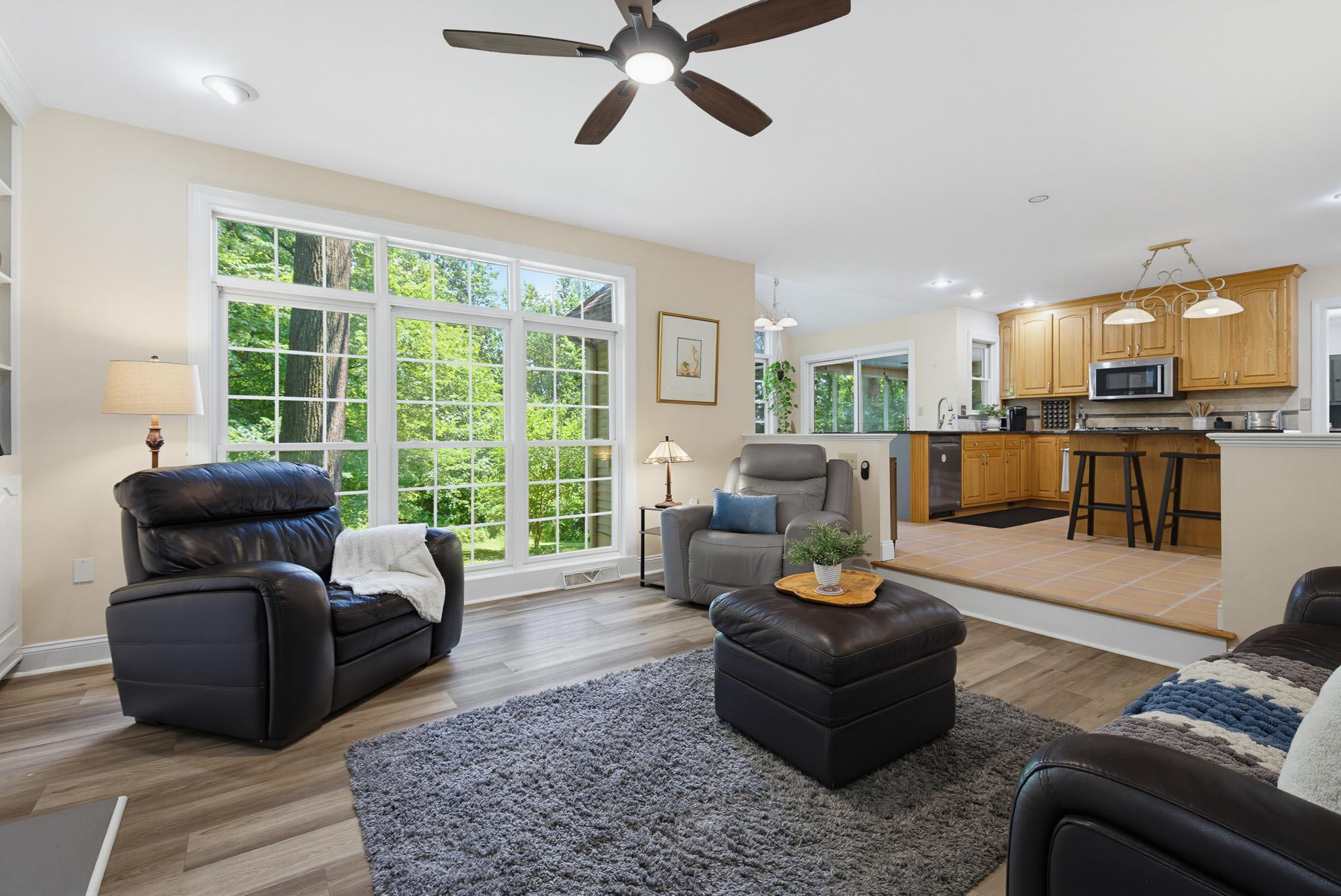 3276 Verdant Grove Lancaster, PA 17601 - Photo 11 of 50 Family room