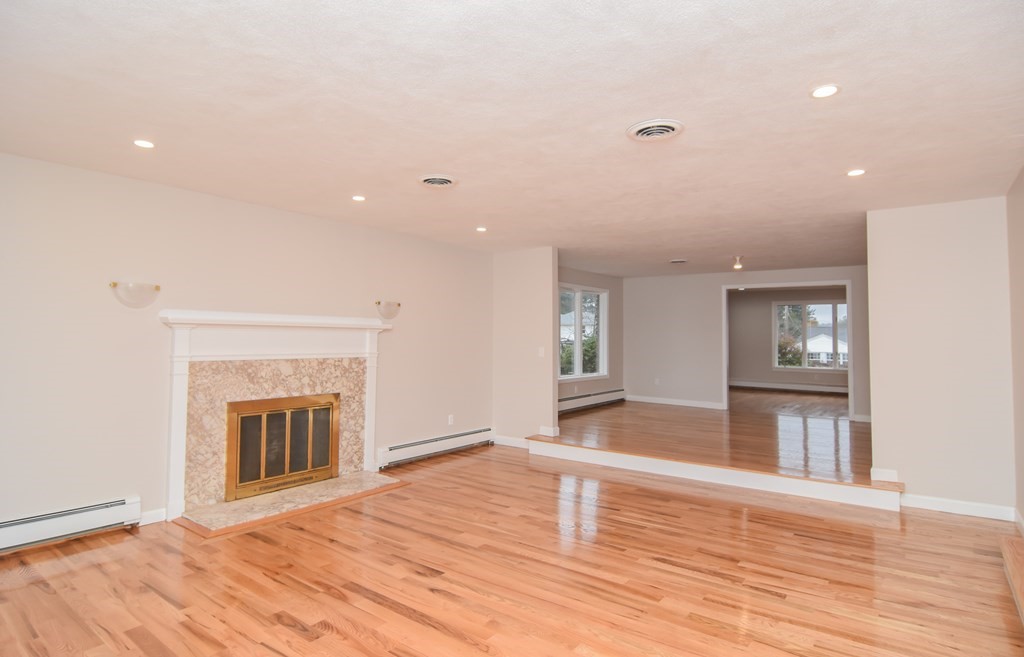 21 Cunningham Road Dedham, MA 02026 - Photo 11 of 29 Gallery Image 11