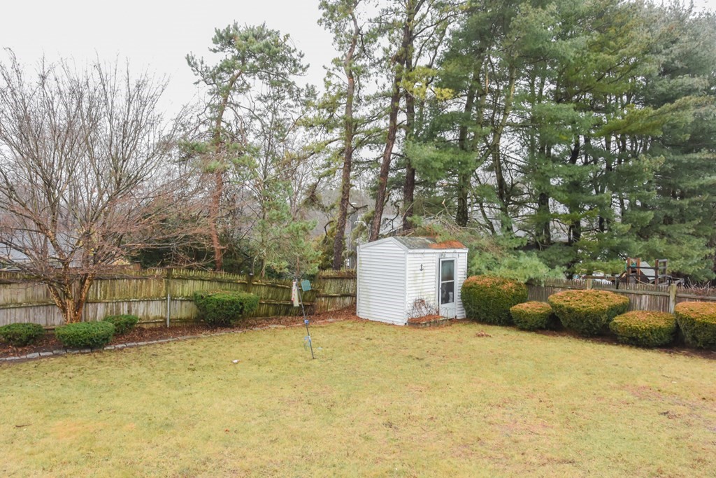 21 Cunningham Road Dedham, MA 02026 - Photo 7 of 29 Gallery Image 7