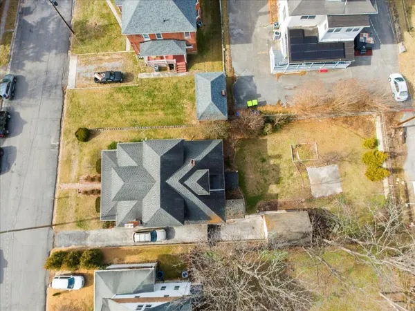 $240,000 | 36 Northwest Eighth Street Northwest, Pulaski, VA 24301