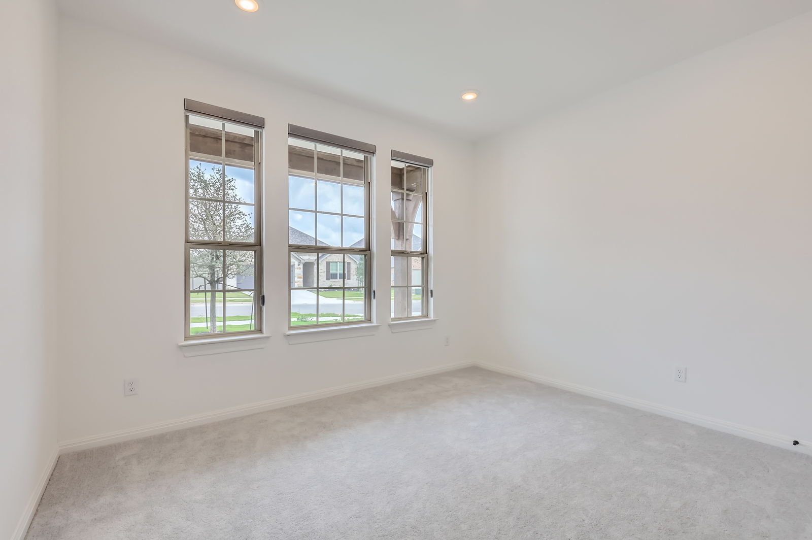 1208 Legends Lane Georgetown, TX 78628 - Photo 14 of 28