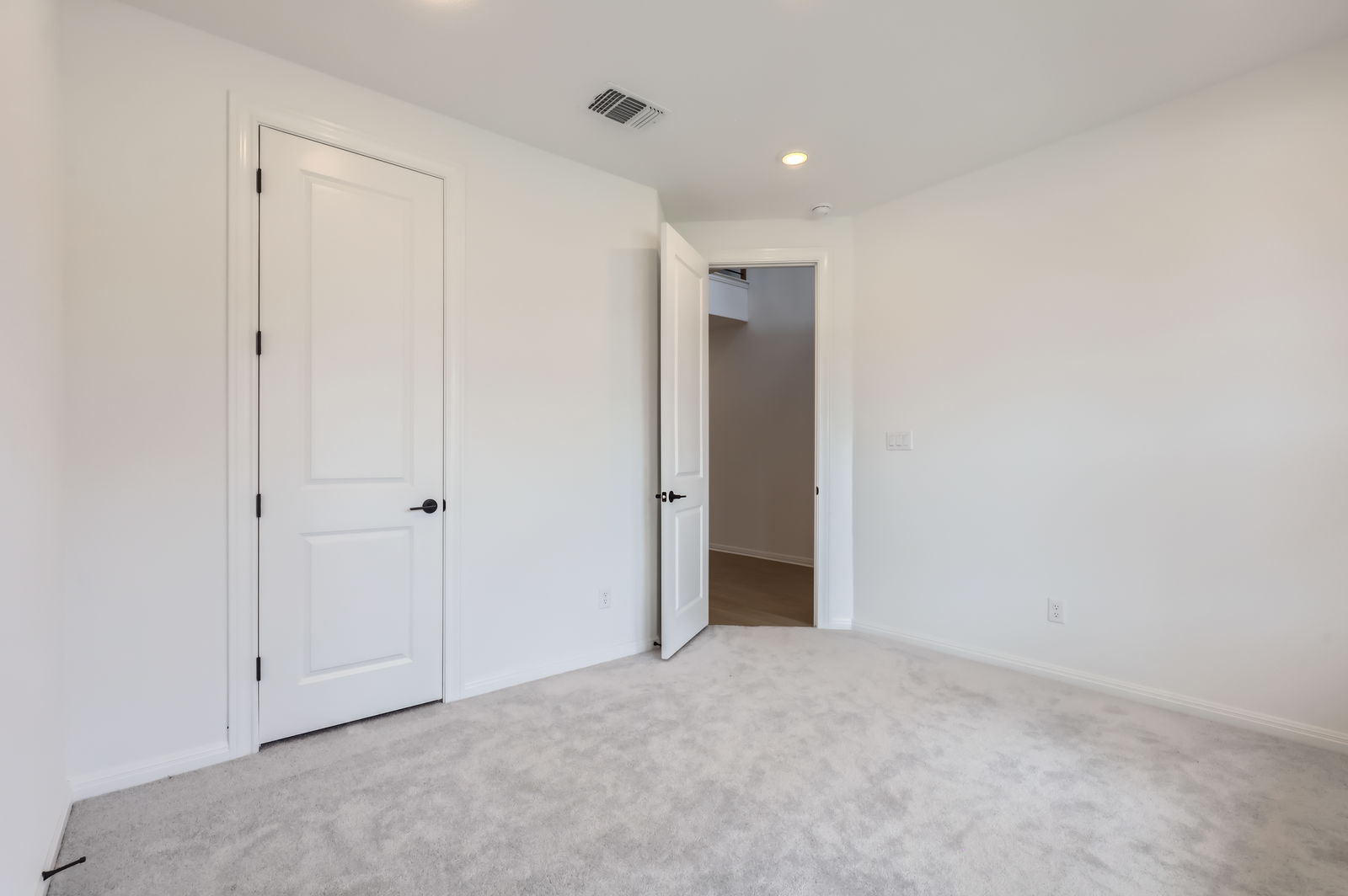 1208 Legends Lane Georgetown, TX 78628 - Photo 15 of 28