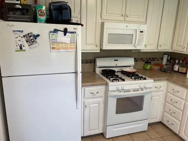 $2,000 | 3828 Collinwood Avenue, Fort Worth, TX 76107