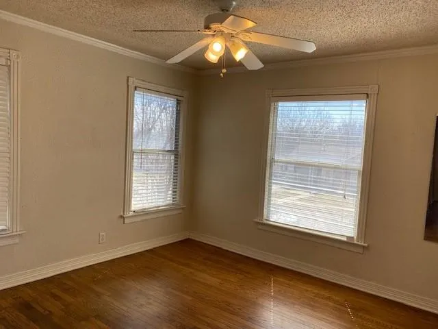 $2,000 | 3828 Collinwood Avenue, Fort Worth, TX 76107