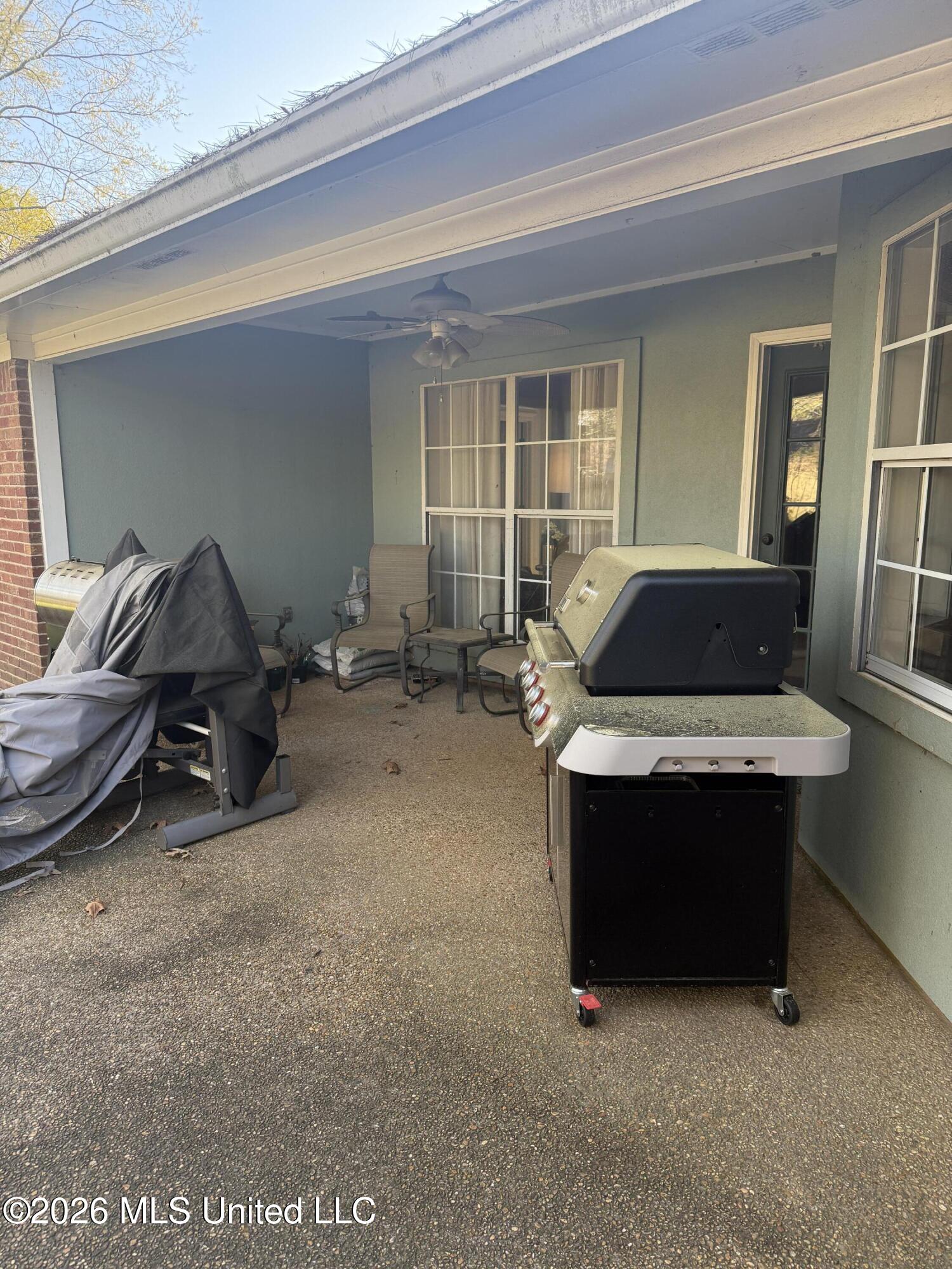 10 Estates Drive Flowood, MS 39232 - Photo 31 of 37 Back Patio