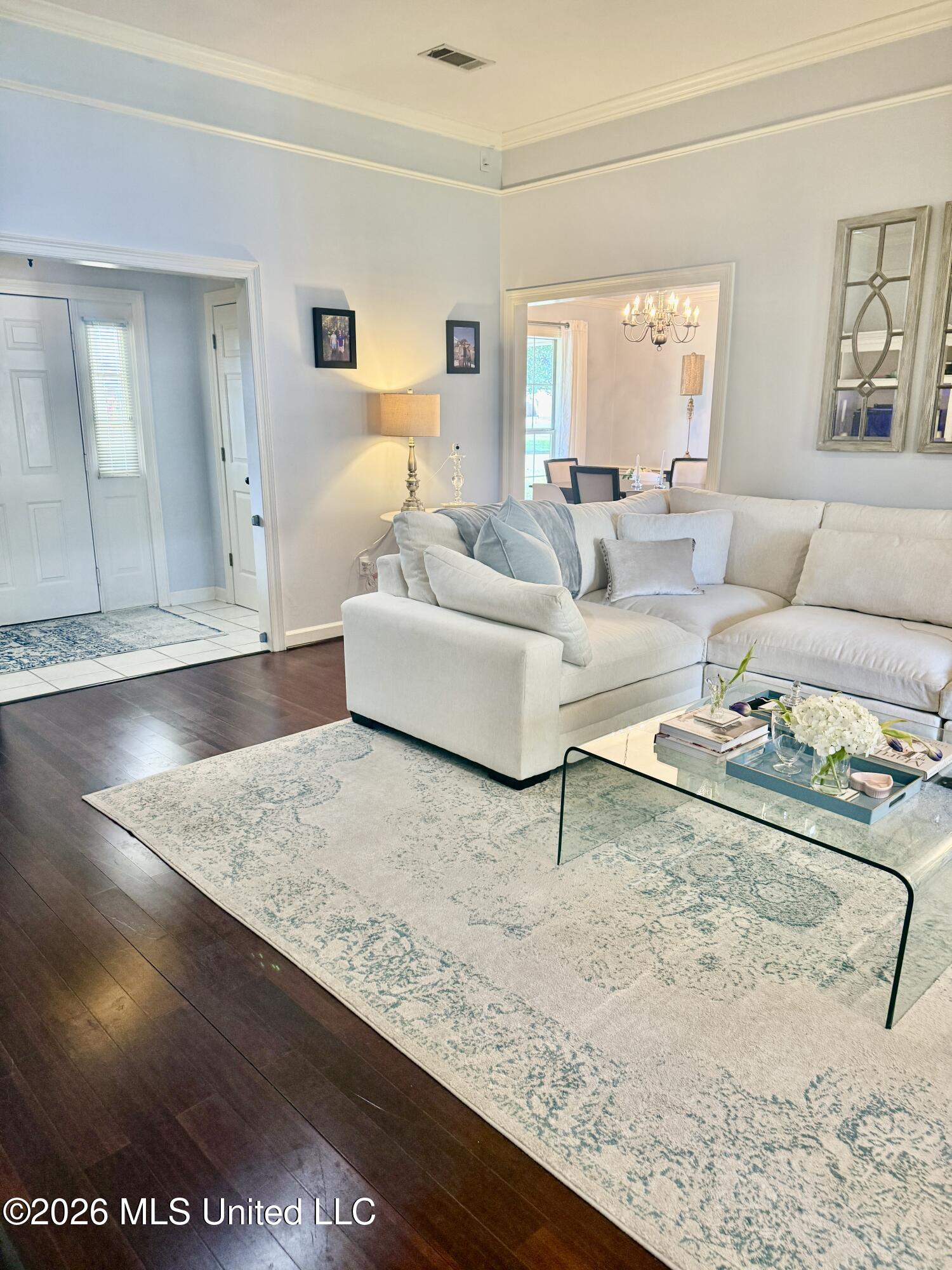 10 Estates Drive Flowood, MS 39232 - Photo 6 of 37 Living Room