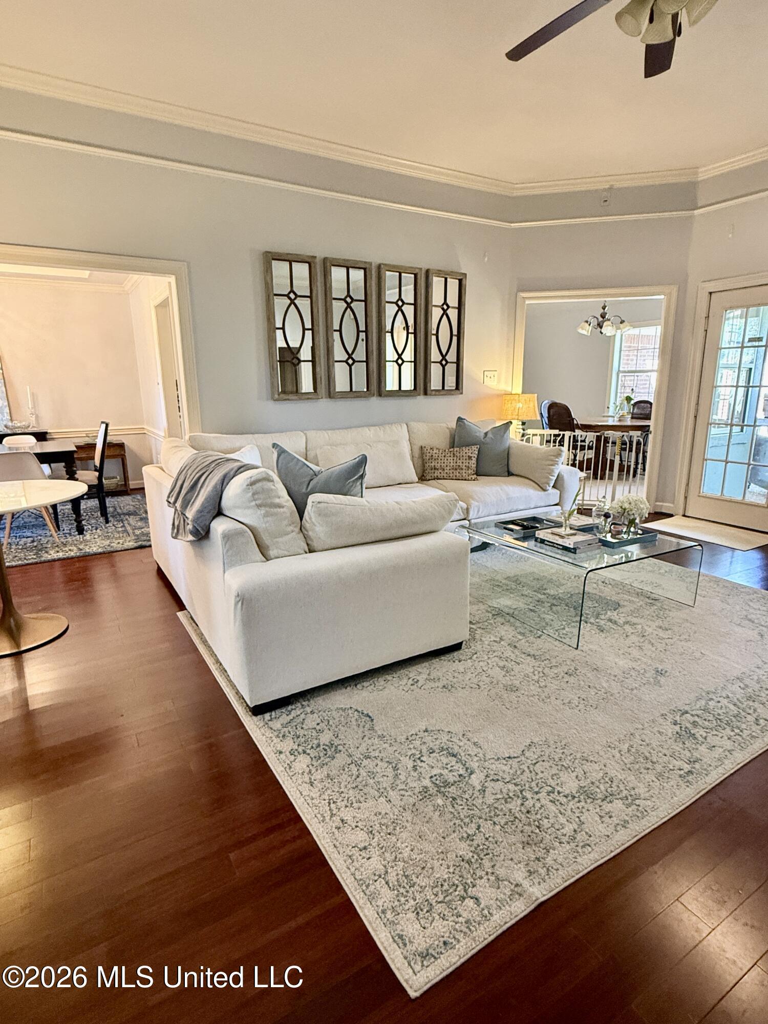 10 Estates Drive Flowood, MS 39232 - Photo 7 of 37 View to Dining Room