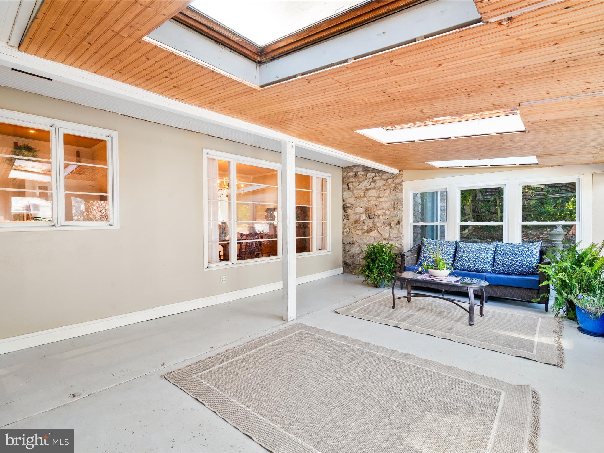 5821 Rowland Hill Road Cascade, MD 21719 - Photo 18 of 69 Sunroom