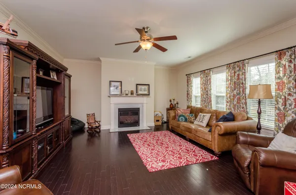 $3,000 | 255 Mimosa Drive, Sneads Ferry, NC 28460