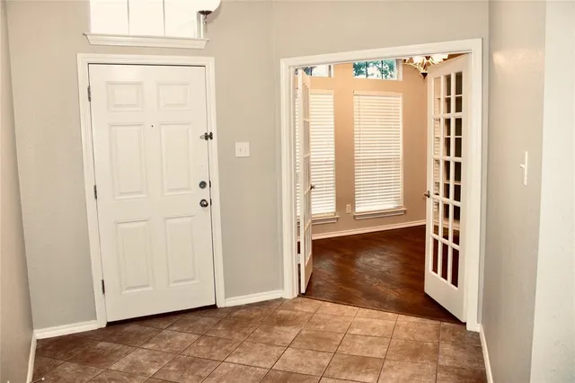 $2,500 | 10240 Los Barros Trail, Fort Worth, TX 76177