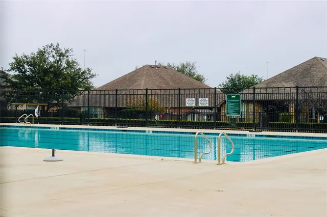 $2,500 | 10240 Los Barros Trail, Fort Worth, TX 76177