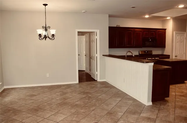 $2,500 | 10240 Los Barros Trail, Fort Worth, TX 76177