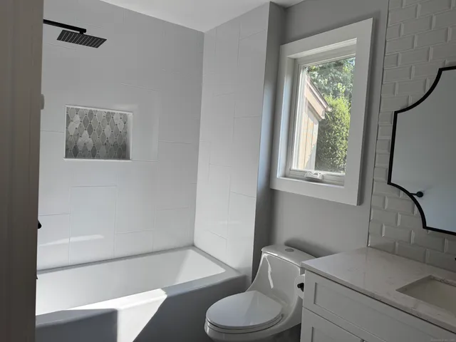 $535,000 | 623 Heritage Village, Unit B, Southbury, CT 06488