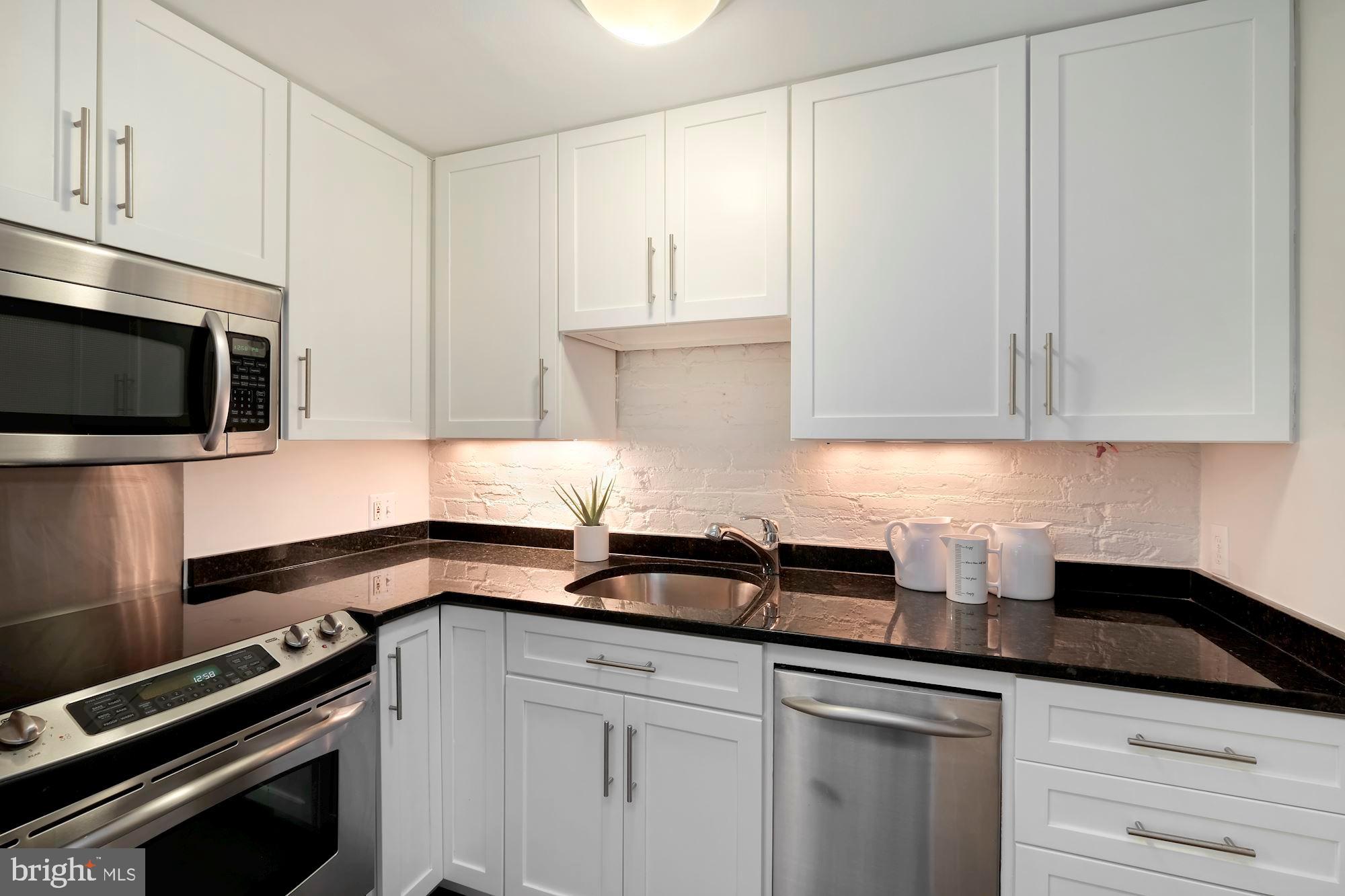 1505 R Street Northwest Washington, DC 20009 - Photo 20 of 29