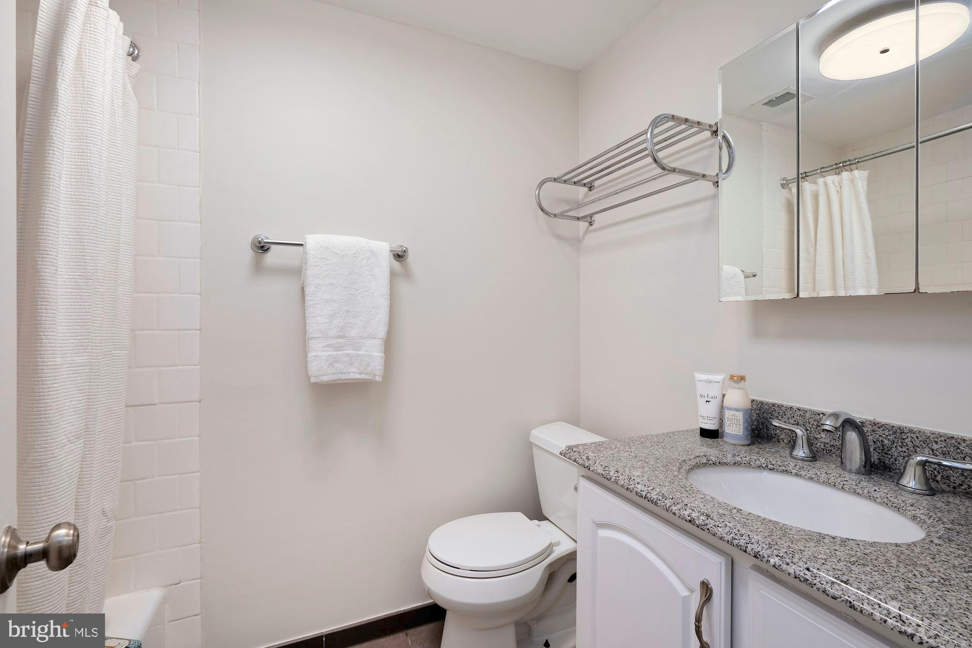 1505 R Street Northwest Washington, DC 20009 - Photo 22 of 29