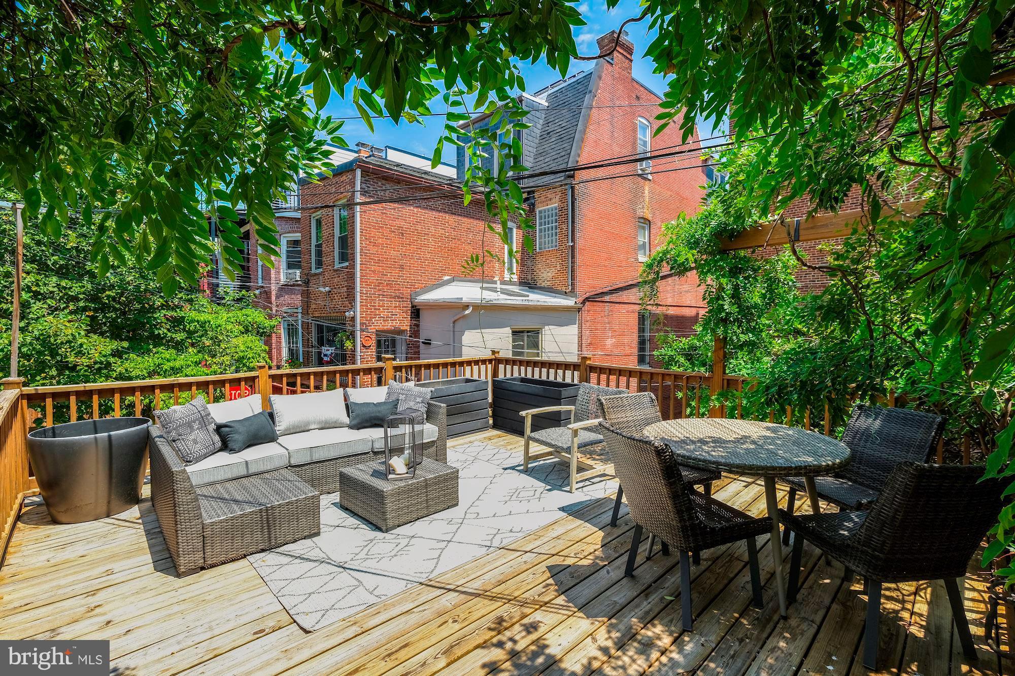 1505 R Street Northwest Washington, DC 20009 - Photo 24 of 29