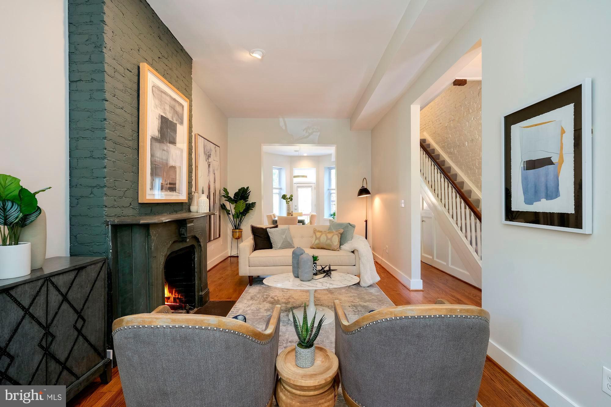 1505 R Street Northwest Washington, DC 20009 - Photo 4 of 29 Main Level Open Concept Living