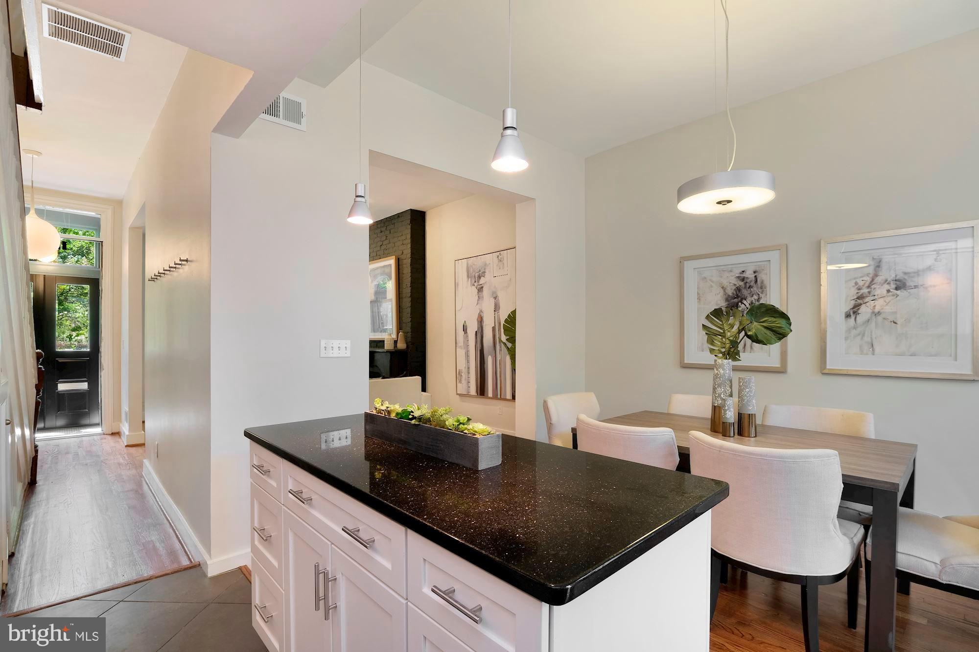 1505 R Street Northwest Washington, DC 20009 - Photo 6 of 29