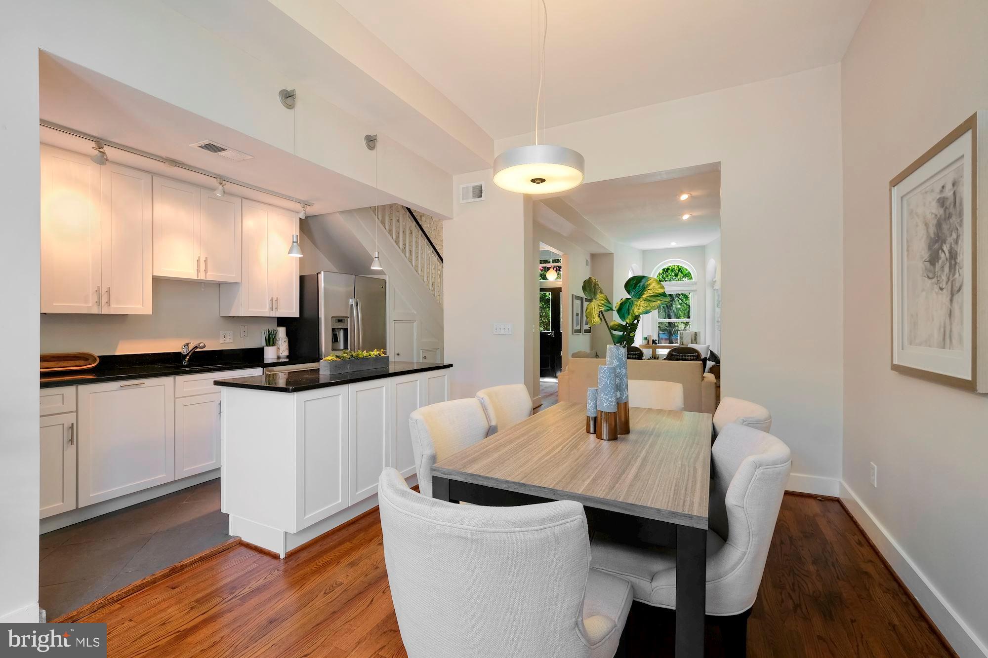 1505 R Street Northwest Washington, DC 20009 - Photo 7 of 29