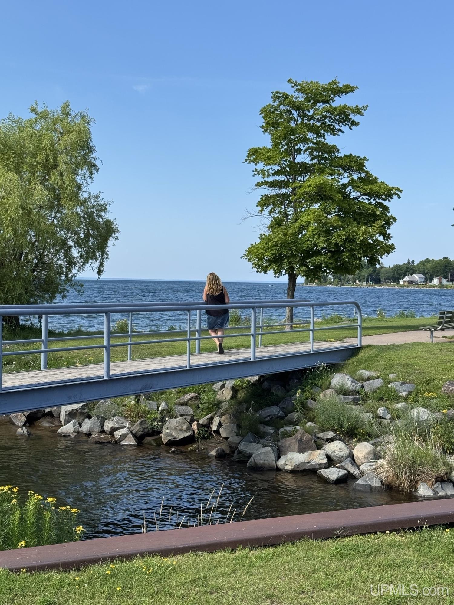 105 North Front Street, Unit 4 L'Anse, MI 49946 - Photo 3 of 23