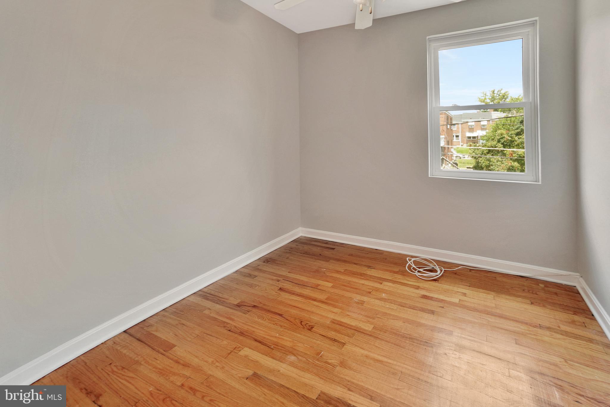 1724 Red Oak Road Baltimore, MD 21234 - Photo 8 of 24