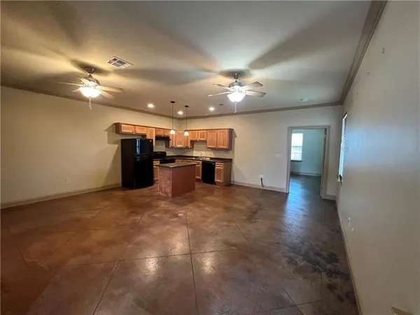 $1,500 | 14 1st Street, Gretna, LA 70053