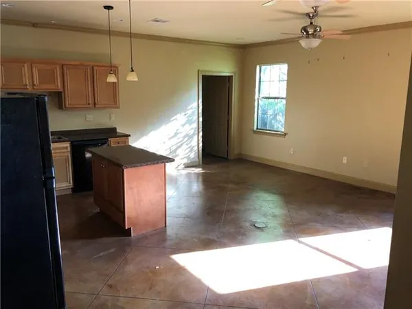 $1,500 | 14 1st Street, Gretna, LA 70053