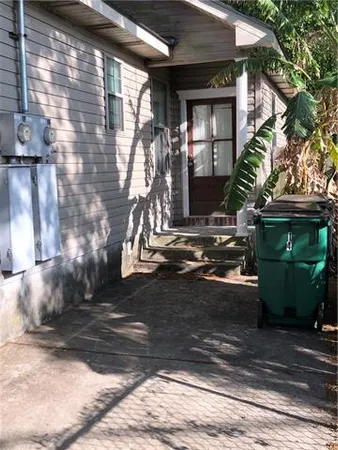 $1,500 | 14 1st Street, Gretna, LA 70053