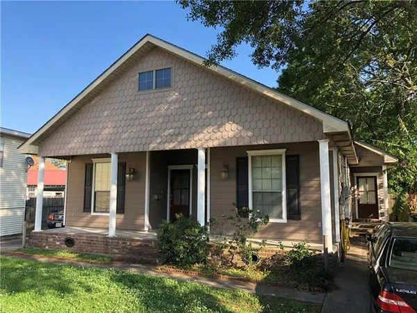 $1,500 | 14 1st Street, Gretna, LA 70053