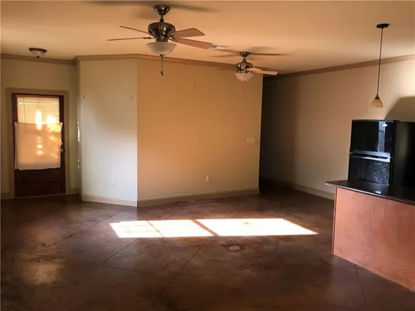 $1,500 | 14 1st Street, Gretna, LA 70053