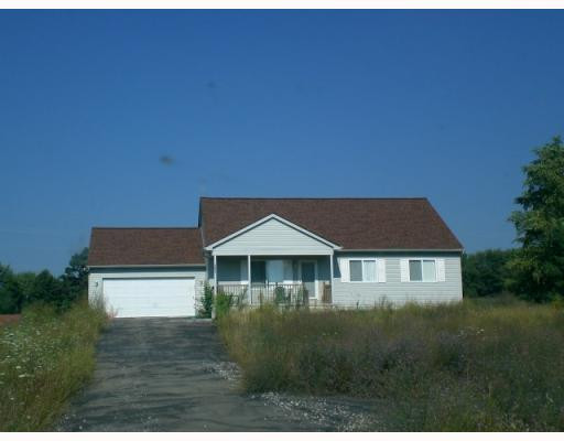 2760 Pingree Road Howell, MI 48843 - Photo 1 of 6 Photo 1