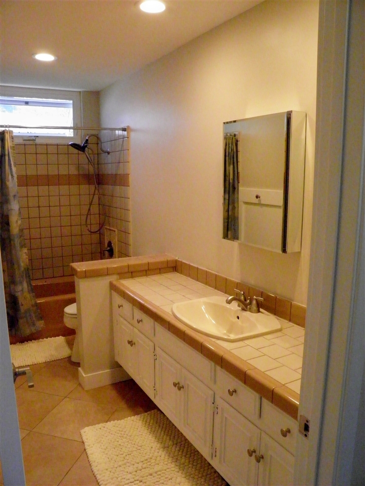 1957 Valley Road Oceanside, CA 92056 - Photo 18 of 24 Gallery Image 18